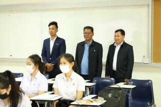 111. วันพุธที่ 16 พ.ย. 65 รศ.ดร.บัณฑิต ฉัตรวิโรจน์ คณบดีคณะครุศาสตร์ พร้อมด้วยคณะผู้บริหาร คณาจารย์ เจ้าหน้าที่บุคลากรครุศาสตร์ ร่วมต้อนรับคณะศึกษาดูงานจาก Provincial Teacher Training College Cambodia