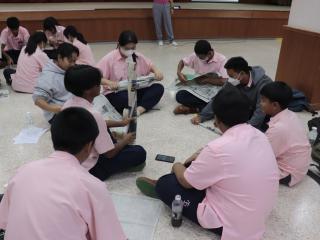 121. กิจกรรมเตรียมความพร้อมสู่โลกกว้างและสานสัมพันธ์สำหรับนักเรียนระดับชั้นมัธยมศึกษาปีที่ 4 โรงเรียนวัชรวิทยา