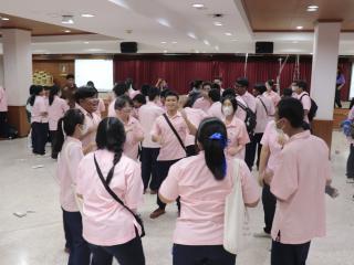 127. กิจกรรมเตรียมความพร้อมสู่โลกกว้างและสานสัมพันธ์สำหรับนักเรียนระดับชั้นมัธยมศึกษาปีที่ 4 โรงเรียนวัชรวิทยา