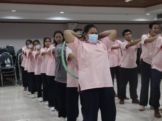 130. กิจกรรมเตรียมความพร้อมสู่โลกกว้างและสานสัมพันธ์สำหรับนักเรียนระดับชั้นมัธยมศึกษาปีที่ 4 โรงเรียนวัชรวิทยา