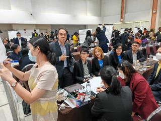 5. โครงการพัฒนาสมรรถนะครูสู่มืออาชีพ