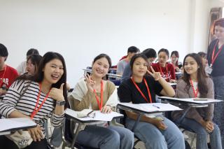 21. Day 4 English Cultural Exchange Camp