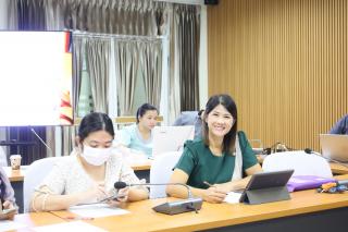 4. ประชุมทีมวิทยากรโครงการพัฒนาครูสู่มืออาชีพ