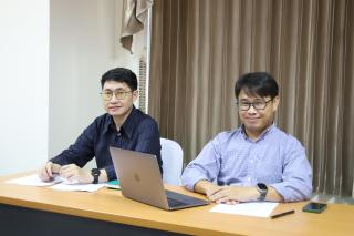 9. ประชุมทีมวิทยากรโครงการพัฒนาครูสู่มืออาชีพ