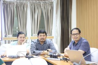 13. ประชุมทีมวิทยากรโครงการพัฒนาครูสู่มืออาชีพ