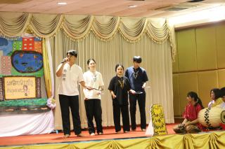 49. การแสดงพื้นบ้านของนักศึกษาภาษาไทย