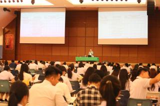 51. กิจกรรมเตรียมความพร้อมเพื่อการสอบรับใบอนุญาตประกอบวิชาชีพครู