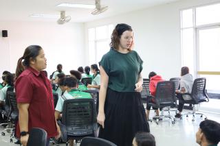 60. อบรมพัฒนาภาษาอังกฤษให้กับนักศึกษาวิทยาลัยเกษตรและเทคโนโลยีตาก