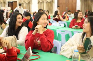 25. กิจกรรมวันคริสต์มาส โปรแกรมวิชาภาษาอังกฤษ "Christmas in wonderland"