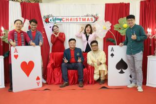 100. กิจกรรมวันคริสต์มาส โปรแกรมวิชาภาษาอังกฤษ "Christmas in wonderland"