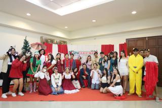 112. กิจกรรมวันคริสต์มาส โปรแกรมวิชาภาษาอังกฤษ "Christmas in wonderland"