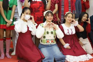 113. กิจกรรมวันคริสต์มาส โปรแกรมวิชาภาษาอังกฤษ "Christmas in wonderland"