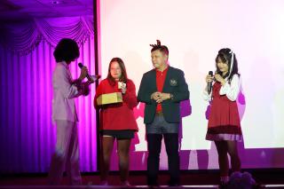 215. กิจกรรมวันคริสต์มาส โปรแกรมวิชาภาษาอังกฤษ "Christmas in wonderland"