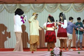 233. กิจกรรมวันคริสต์มาส โปรแกรมวิชาภาษาอังกฤษ "Christmas in wonderland"