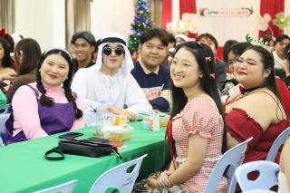 252. กิจกรรมวันคริสต์มาส โปรแกรมวิชาภาษาอังกฤษ "Christmas in wonderland"
