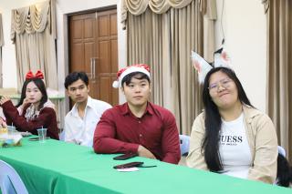 266. กิจกรรมวันคริสต์มาส โปรแกรมวิชาภาษาอังกฤษ "Christmas in wonderland"