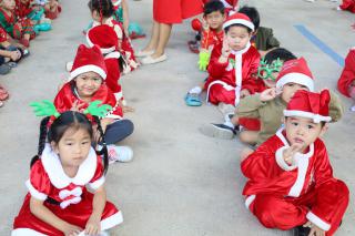 27. กิจกรรมวันคริสต์มาสและสวัสดีปีใหม่ โรงเรียนอนุบาลราชภัฏฯ