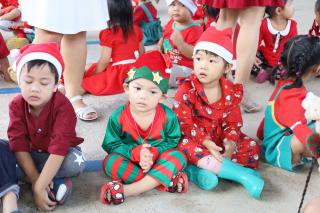 37. กิจกรรมวันคริสต์มาสและสวัสดีปีใหม่ โรงเรียนอนุบาลราชภัฏฯ