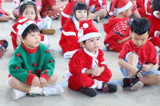 38. กิจกรรมวันคริสต์มาสและสวัสดีปีใหม่ โรงเรียนอนุบาลราชภัฏฯ