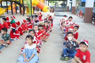 56. กิจกรรมวันคริสต์มาสและสวัสดีปีใหม่ โรงเรียนอนุบาลราชภัฏฯ