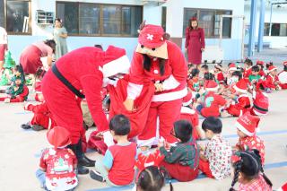 59. กิจกรรมวันคริสต์มาสและสวัสดีปีใหม่ โรงเรียนอนุบาลราชภัฏฯ