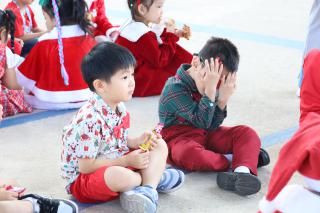 83. กิจกรรมวันคริสต์มาสและสวัสดีปีใหม่ โรงเรียนอนุบาลราชภัฏฯ