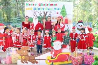 115. กิจกรรมวันคริสต์มาสและสวัสดีปีใหม่ โรงเรียนอนุบาลราชภัฏฯ
