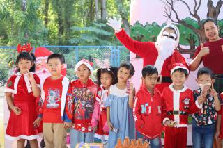 121. กิจกรรมวันคริสต์มาสและสวัสดีปีใหม่ โรงเรียนอนุบาลราชภัฏฯ