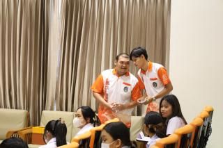 76. กิจกรรมการแข่งขันตอบปัญหาสังคม