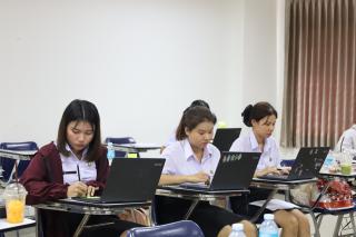 6. การอบรมการเขียนบทความวิจัย และวิพากษ์การวิจัยของนักศึกษาโปรแกรมวิชาการประถมศึกษา
