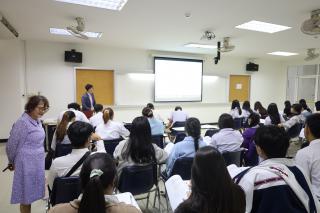 162. Day 1 โครงการพัฒนาทักษะด้านภาษาอังกฤษ สำหรับนักศึกษาครู