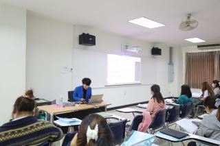 235. Day 1 โครงการพัฒนาทักษะด้านภาษาอังกฤษ สำหรับนักศึกษาครู