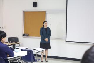 23. ตรวจเยี่ยมการเรียนการสอนนักศึกษาหลักสูตรประกาศนียบัตรบัณฑิต สาขาวิชาชีพครู