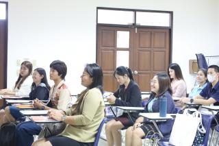 27. ตรวจเยี่ยมการเรียนการสอนนักศึกษาหลักสูตรประกาศนียบัตรบัณฑิต สาขาวิชาชีพครู