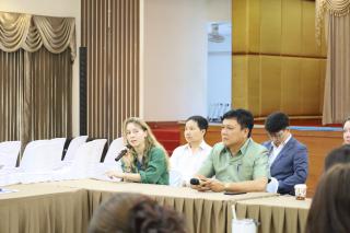 6. กิจกรรมอบรมเชิงปฏิบัติการโครงการภาษาอังกฤษสื่อสารสำหรับครูในศตวรรษที่ 21
