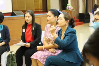 52. กิจกรรมอบรมเชิงปฏิบัติการโครงการภาษาอังกฤษสื่อสารสำหรับครูในศตวรรษที่ 21