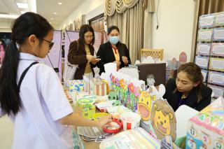 327. การเสวนาเผยแพร่การเรียนรู้ถอดบทเรียนโครงการยกระดับโรงเรียนขนาดเล็ก