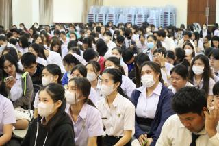 7. ชี้แจงนักศึกษาก่อนเตรียมออกฝึกประสบการณ์วิชาชีพครู