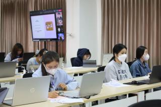 10. อบรมเชิงปฏิบัติการ "การจัดประสบการณ์เรียนรู้เพื่อส่งเสริมทักษะการคิดสู่ห้องเรียนอนุบาล"