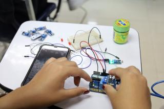 22. อบรมเชิงปฏิบัติการการเขียนโค๊ตและคำสั่งผ่านระบบปฏิบัติการ Android