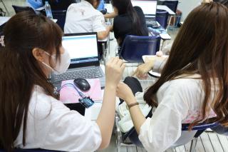 26. อบรมเชิงปฏิบัติการการเขียนโค๊ตและคำสั่งผ่านระบบปฏิบัติการ Android
