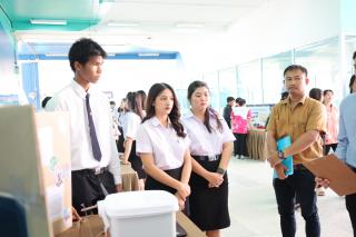 31. กิจกรรมโครงการนิทรรศการแสดงผลงานโครงงานคอมพิวเตอร์