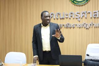 17. อบรมเชิงปฏิบัติการ "การเขียนโครงร่างงานวิจัย เพื่อขอสนับสนุนทุนวิจัย"