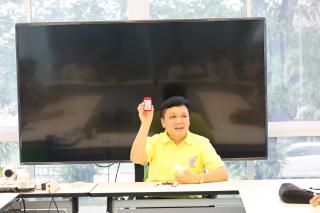 2. คณบดีประชุมร่วมกับหัวหน้าหมู่เรียนนักศึกษา ชั้นปีที่ 4