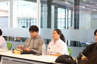 11. คณบดีประชุมร่วมกับหัวหน้าหมู่เรียนนักศึกษา ชั้นปีที่ 4