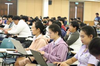 35. กิจกรรมการอบรมเตรียมความพร้อมการสอบบรรจุเข้ารับราชการครู สำหรับนักศึกษาชั้นปีที่ 4 หลักสูตรครุศาสตรบัณฑิต