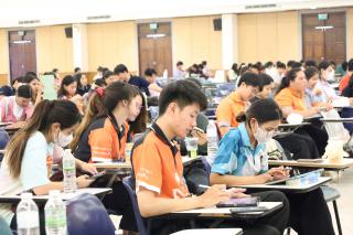 102. กิจกรรมการอบรมเตรียมความพร้อมการสอบบรรจุเข้ารับราชการครู สำหรับนักศึกษาชั้นปีที่ 4 หลักสูตรครุศาสตรบัณฑิต