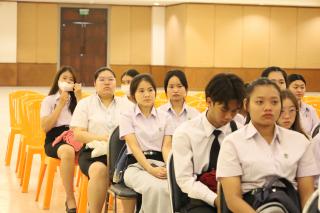 40. ปฐมนิเทศนักศึกษาก่อนออกฝึกประสบการณ์วิชาชีพครู ขั้นปฏิบัติงานวิชาชีพครูระหว่างเรียน 1 - 2