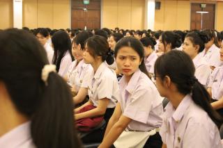 64. ปฐมนิเทศนักศึกษาก่อนออกฝึกประสบการณ์วิชาชีพครู ขั้นปฏิบัติงานวิชาชีพครูระหว่างเรียน 1 - 2