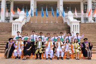 177. พิธีมอบใบประกาศนียบัตร และปัจฉิมนิเทศ นักศึกษาหลักสูตรครุศาสตรบัณฑิต ประจำปีการศึกษา 2566